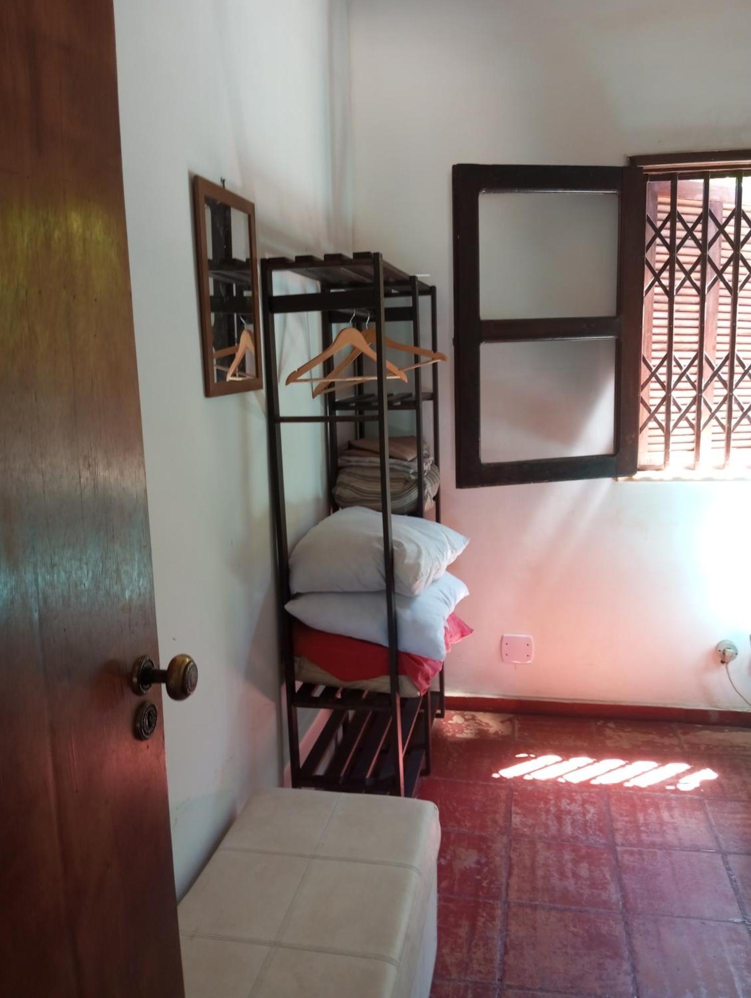 Casa Excepcional Em Jacone Com Ar E Piscina Holiday home